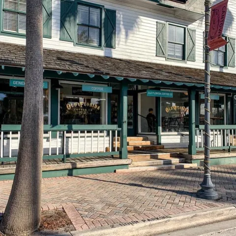 Old Florida from the road. (2)